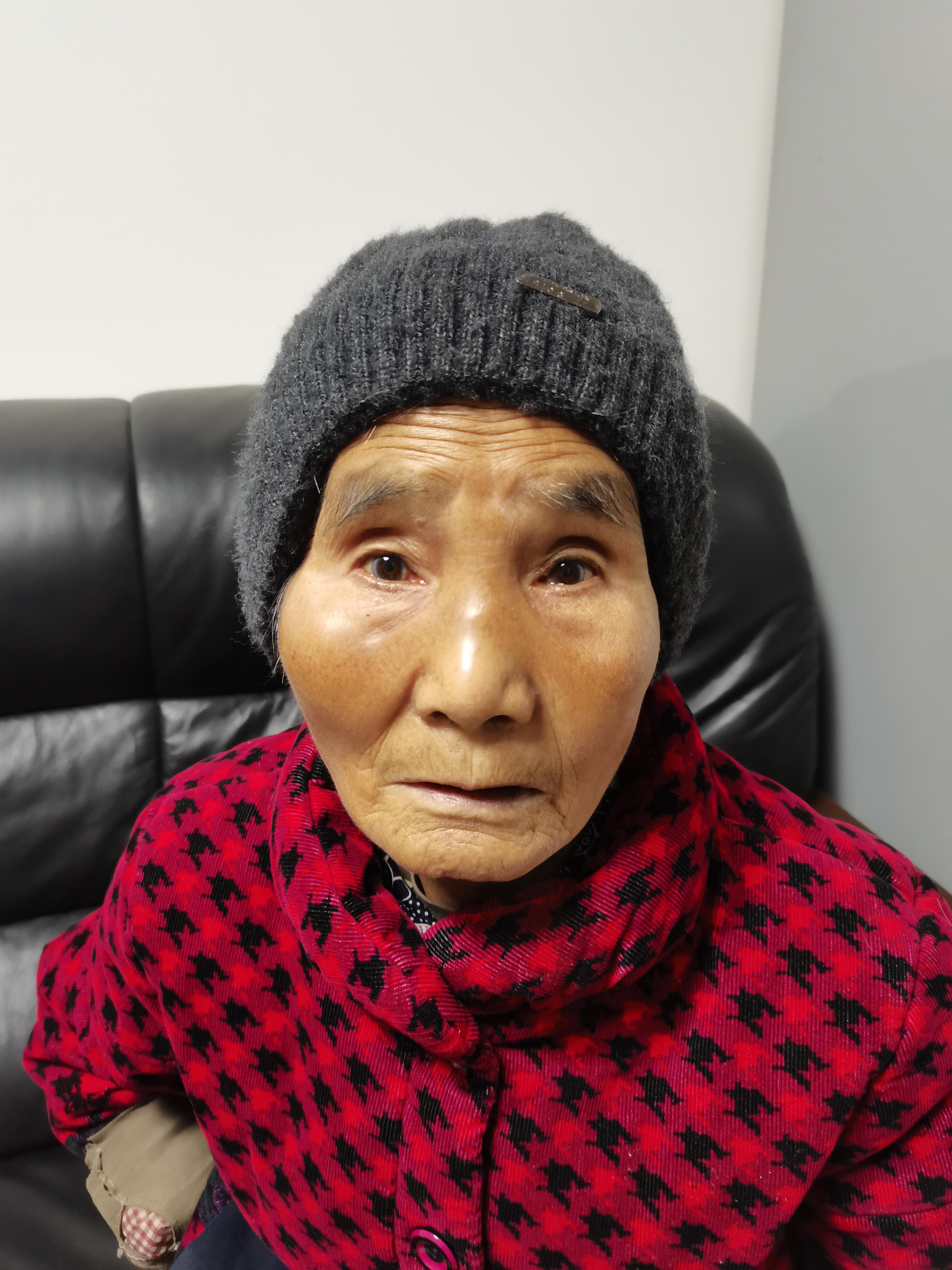 漫长寻亲路，女孩拐卖44年后终于回家