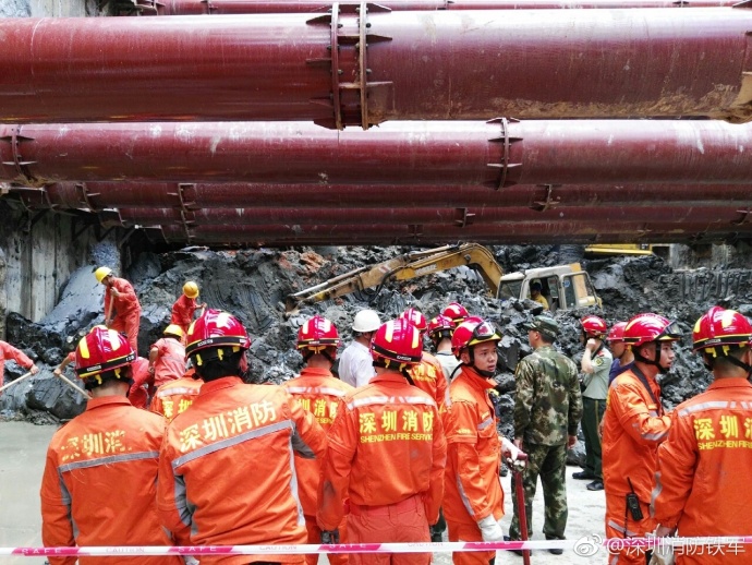 深圳一铁路施工现场坍塌，13人失联，深圳铁路施工现场坍塌，13人失联