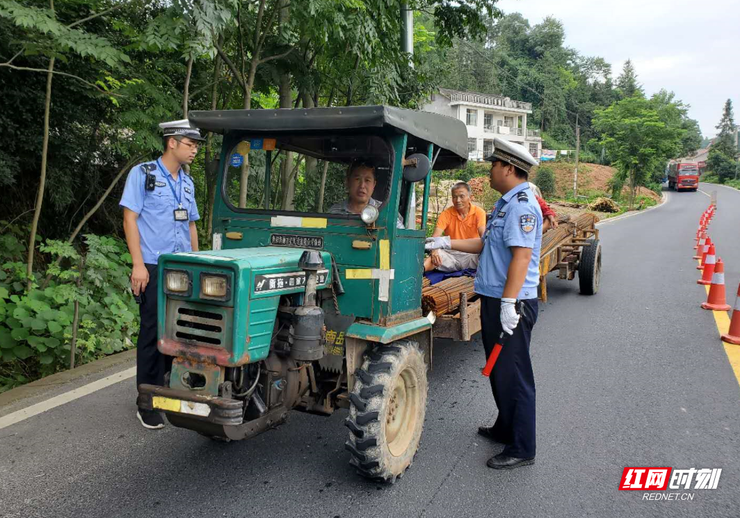 曾毅回益阳考三轮摩托车驾驶证，曾毅回益阳考三轮摩托车驾驶证